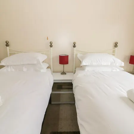 Arbour Retreat Filey